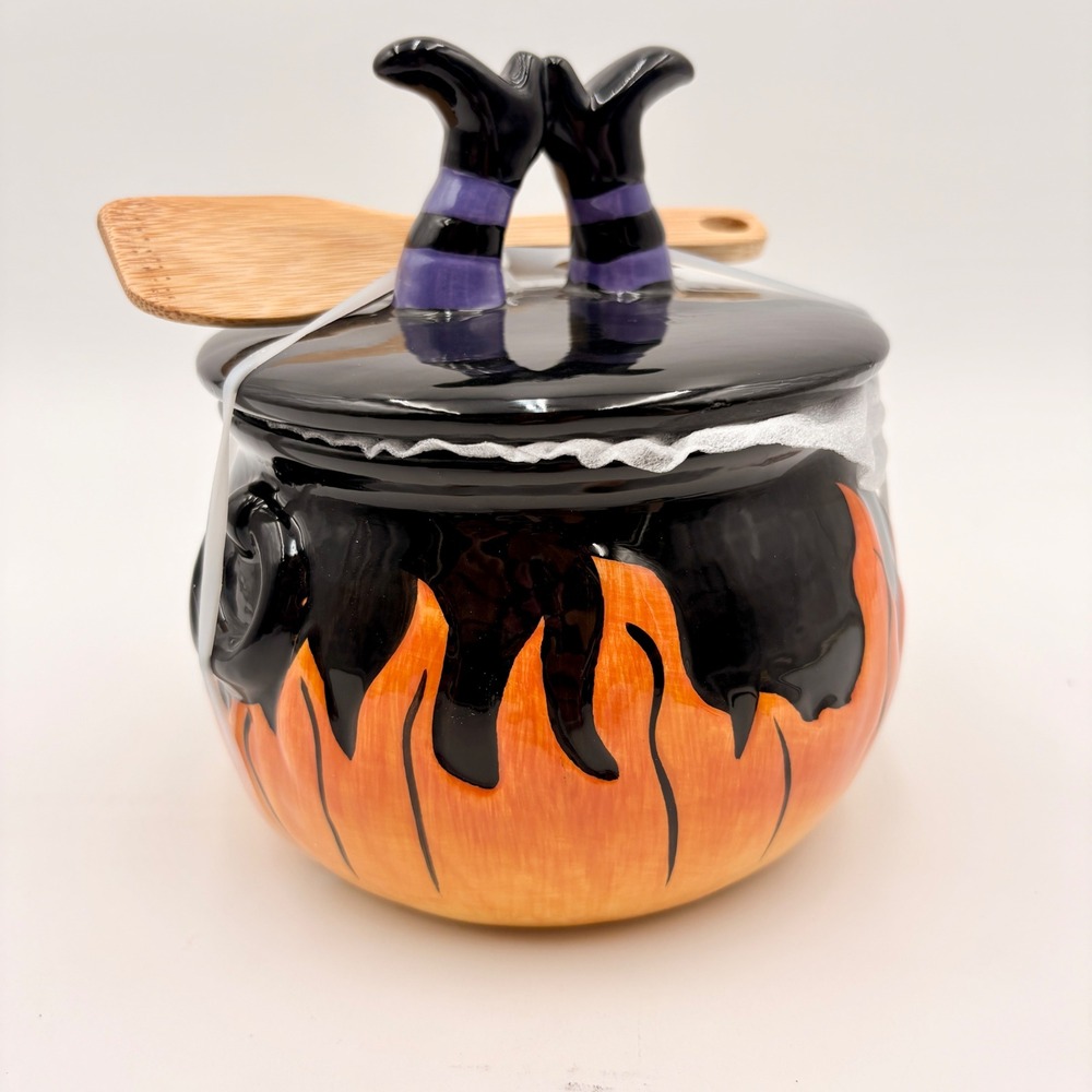 Halloween Witch Cauldron Ceramic Soup Tureen with Lid and Spoon Black Orange